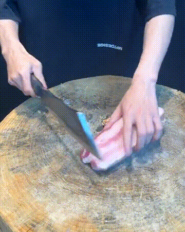 1748588510834207.gif